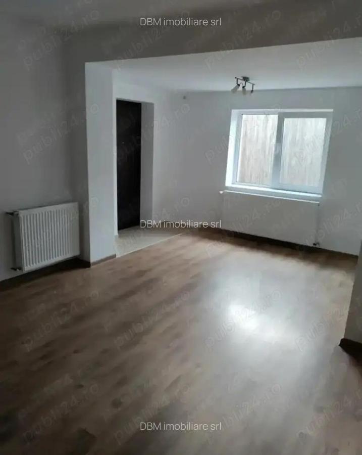 De inchiriat casa nemobilata zona Lipovei - 6