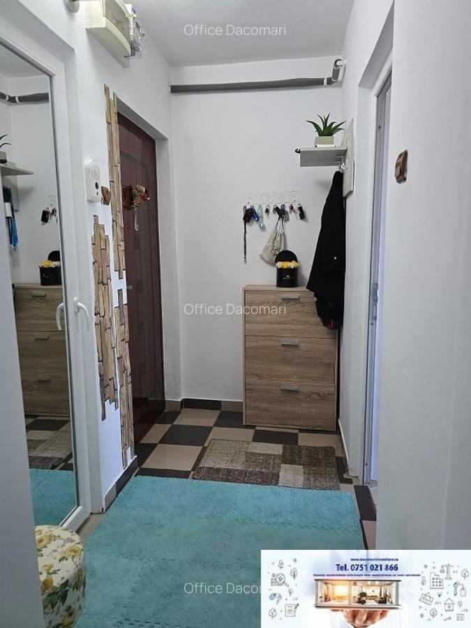 De vanzare apartament cu 2 camere in Micro 16 - 6
