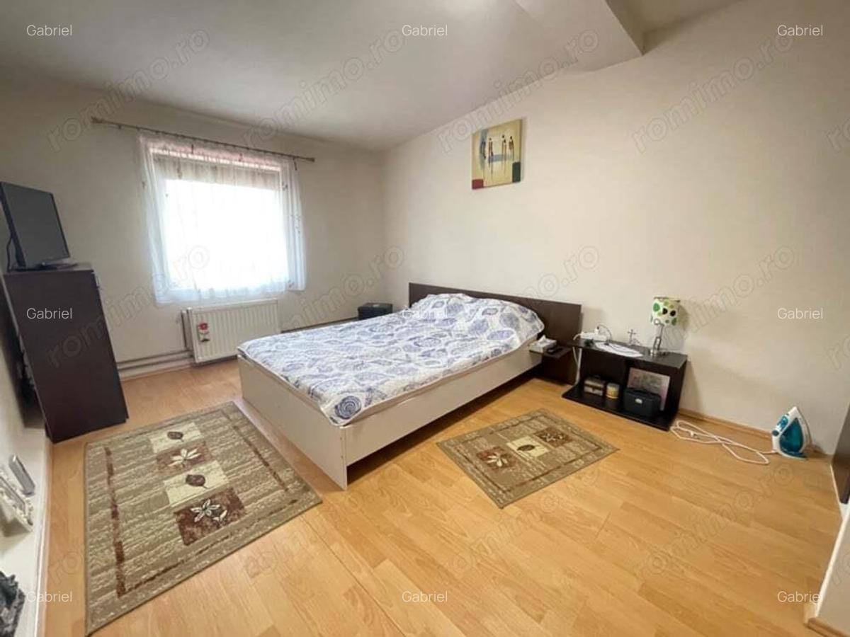 Casa cu Garaj,Zona Sagului,Musicescu, Teren 457 mp,suprafata construita 240 mp - 6 Casa cu Garaj,Zona Sagului,Musicescu, Teren 457 mp,suprafata construita 240 mp - 6