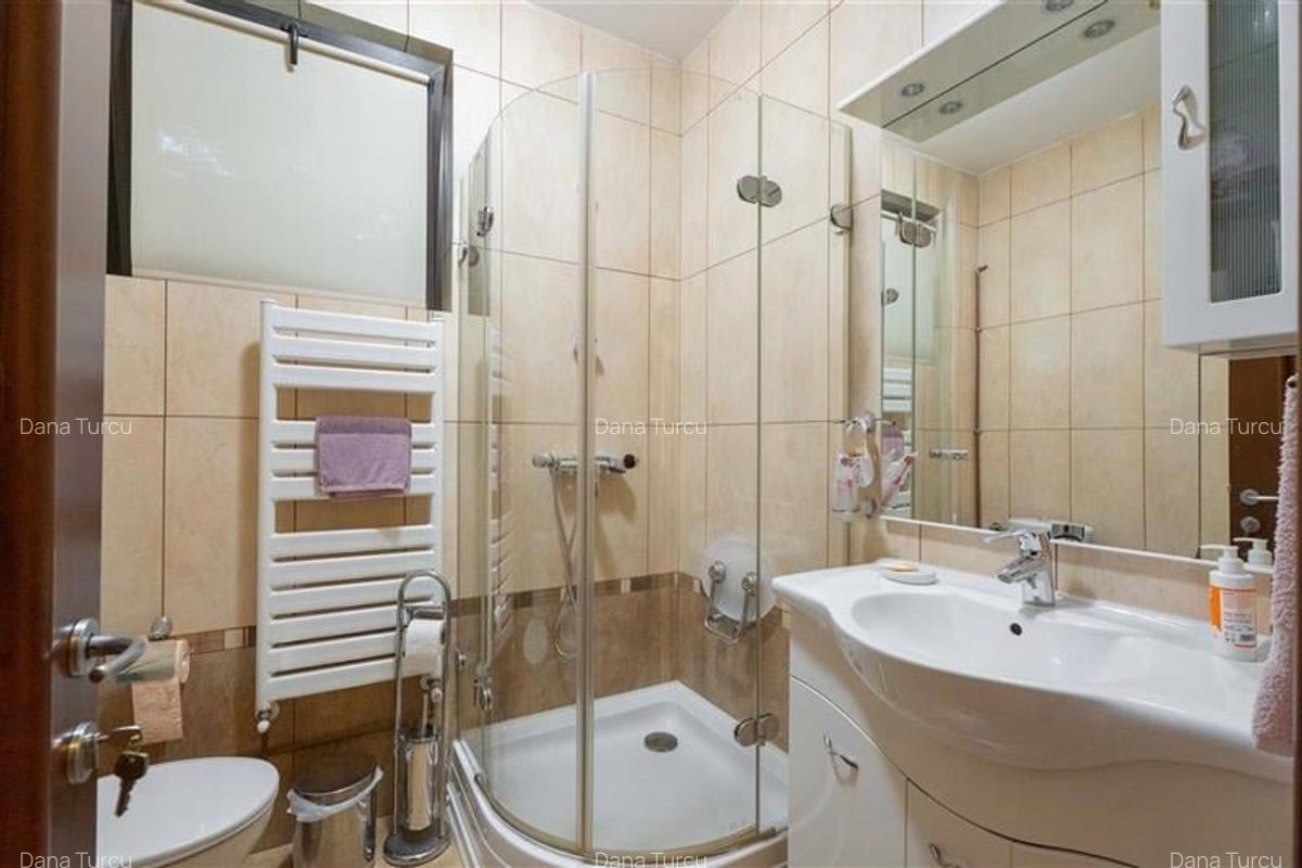 Vila individuala exclusivista cu teren generos in Bucium, Iasi - 6