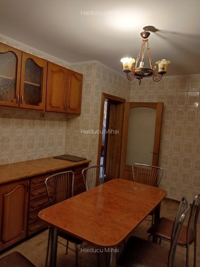 Casa / vila Gavana 3  , mobilata / utilata , finisaje clasice ! - 19