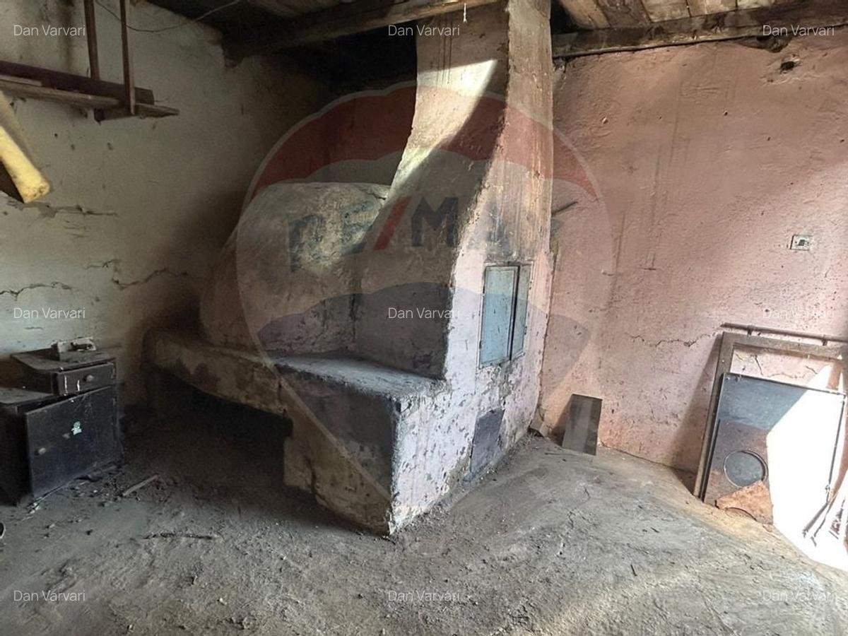 Casă cu 5 camere în Tulca - 10