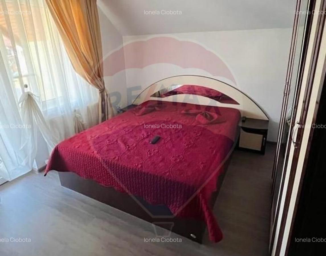 Casa / Vila cu 10 camere de vanzare in Moieciu de Jos - 9