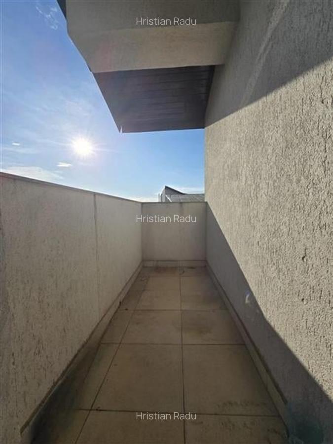 Apartament cu 3 camere semidecomandat în Bucureștii Noi - 11