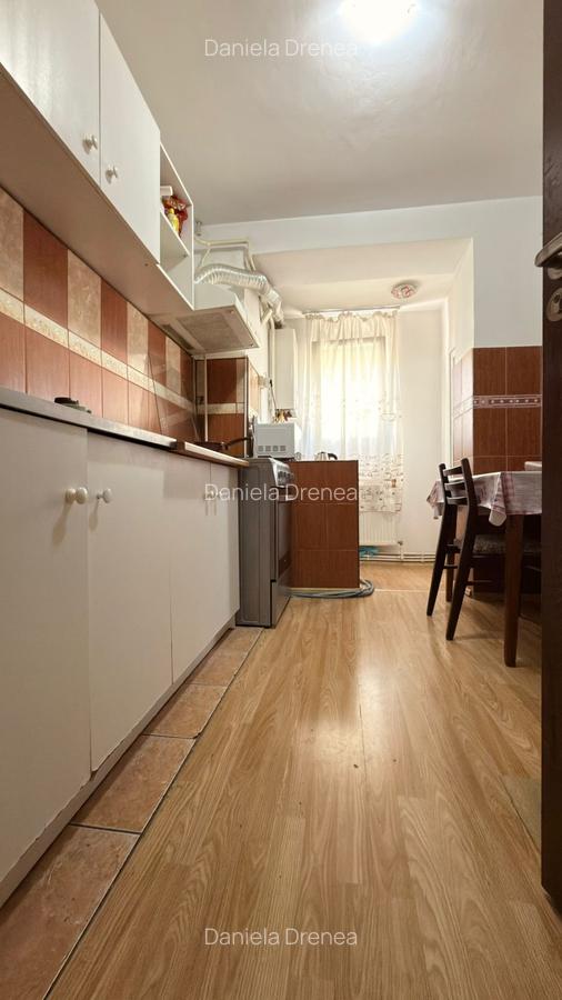 3 camere Tiglina 2 pret 75000 euro - 4
