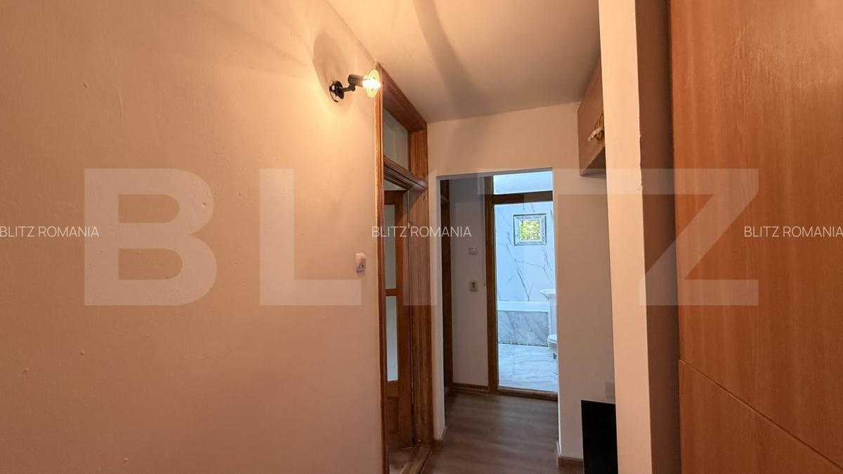 Apartament 3 camere decomandat, et. 1, 72 mp, zona 1 Mai - 10