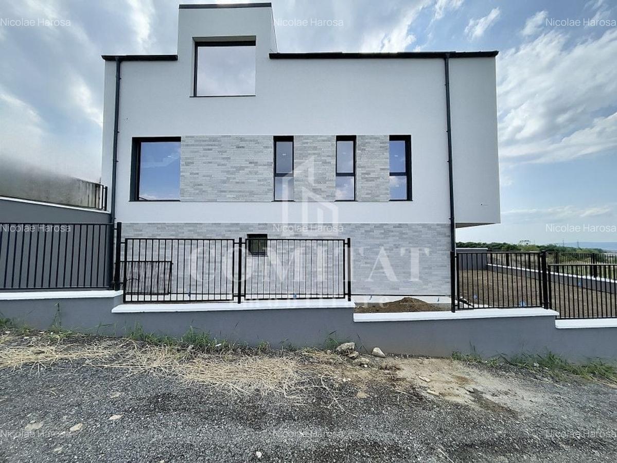 Casă individuală cu panoramă spre oraș zona de case și vile - 4