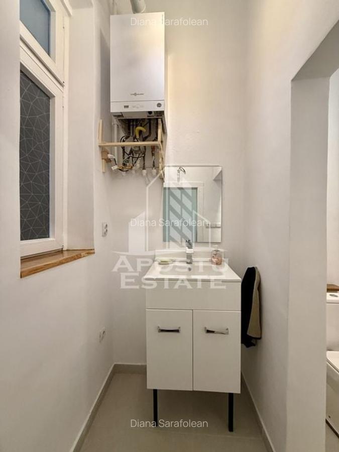 Apartament 3 camere, renovat, vedere la Bega, zona centrala - 12