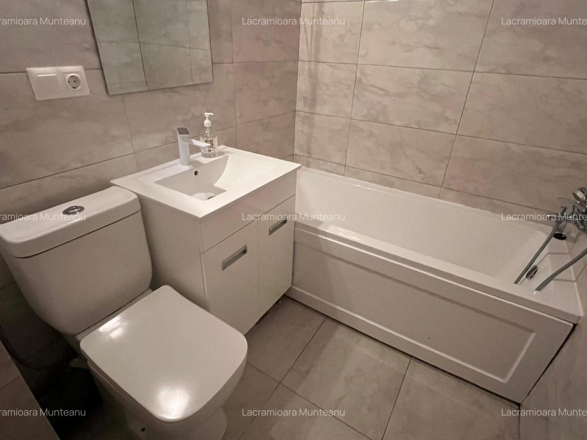 Titan , Parcul Teilor - 12