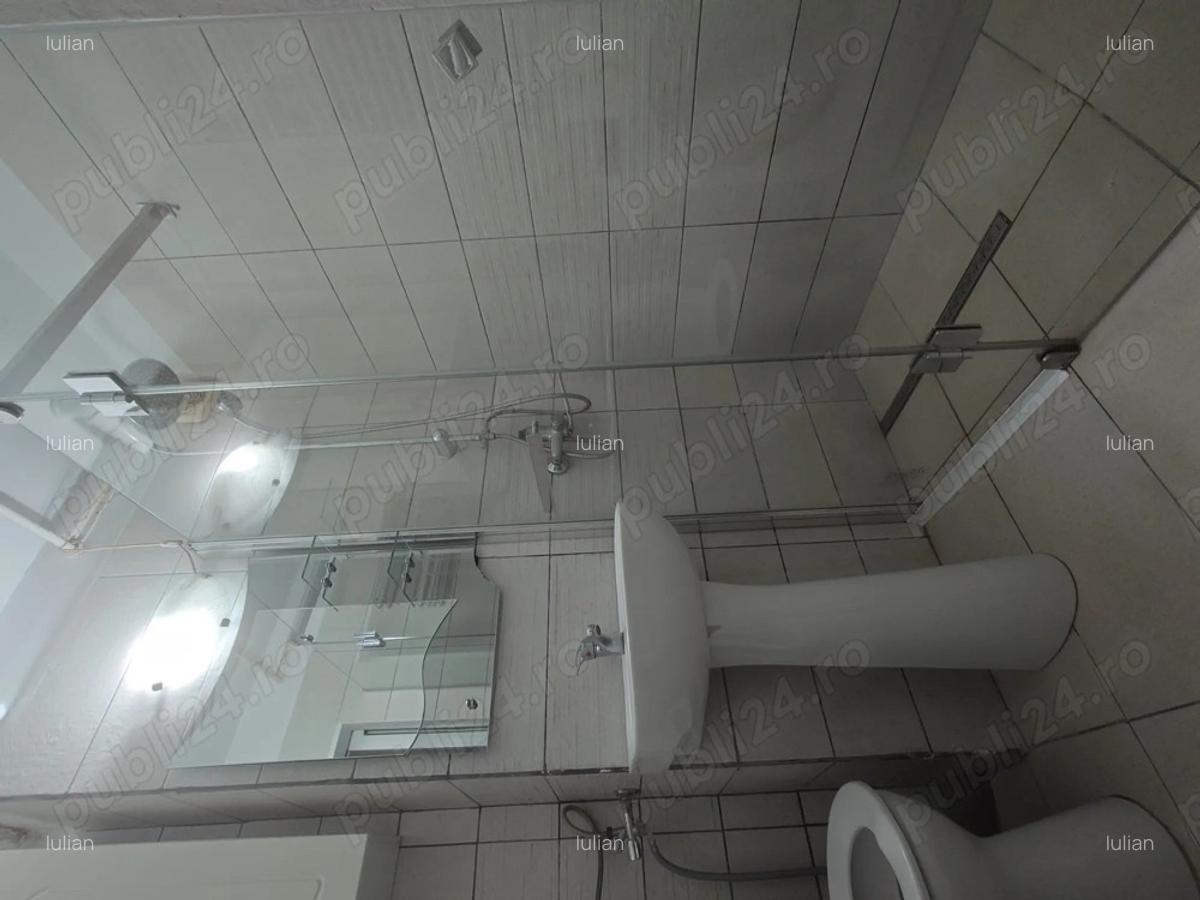 De inchiriat apartament 2 camere Constan?a, zona ?coala 8 - 4