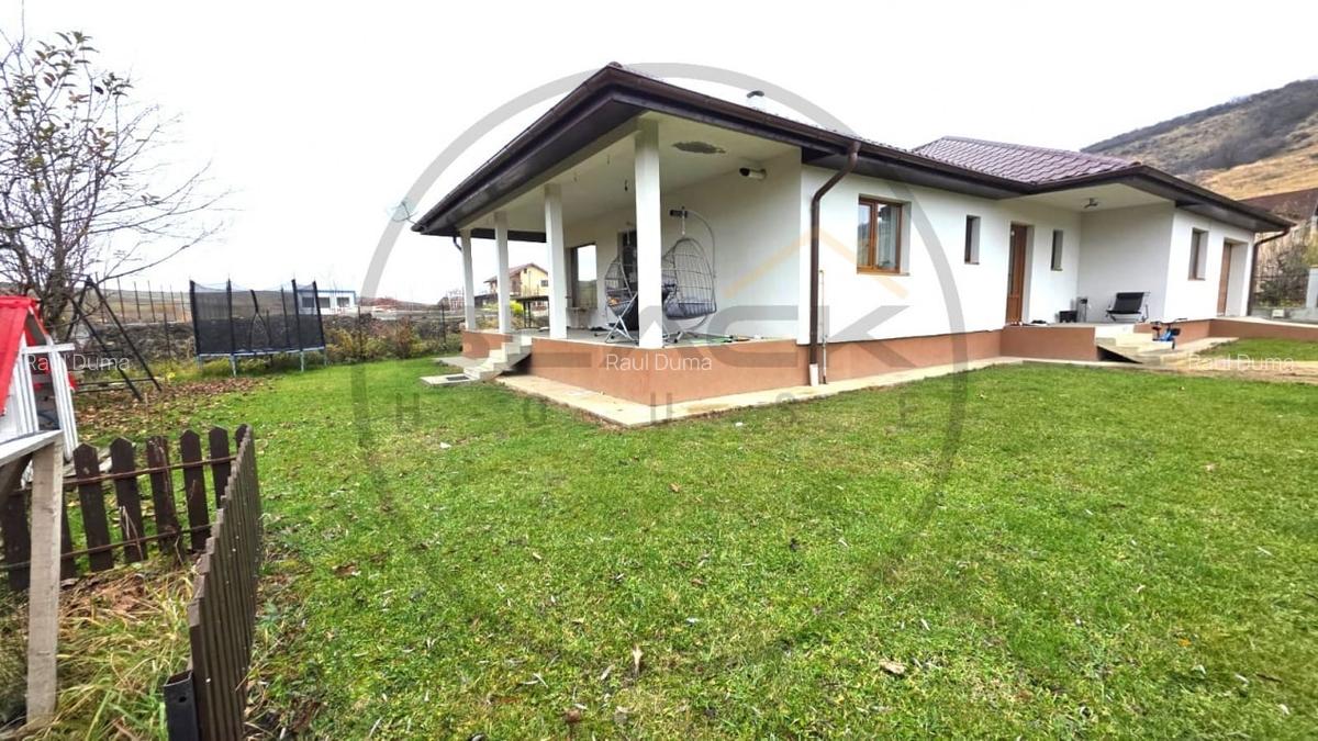 Oportunitate!Casa individuala 4 camere, 130 utili, 700 teren, Chinteni - 1