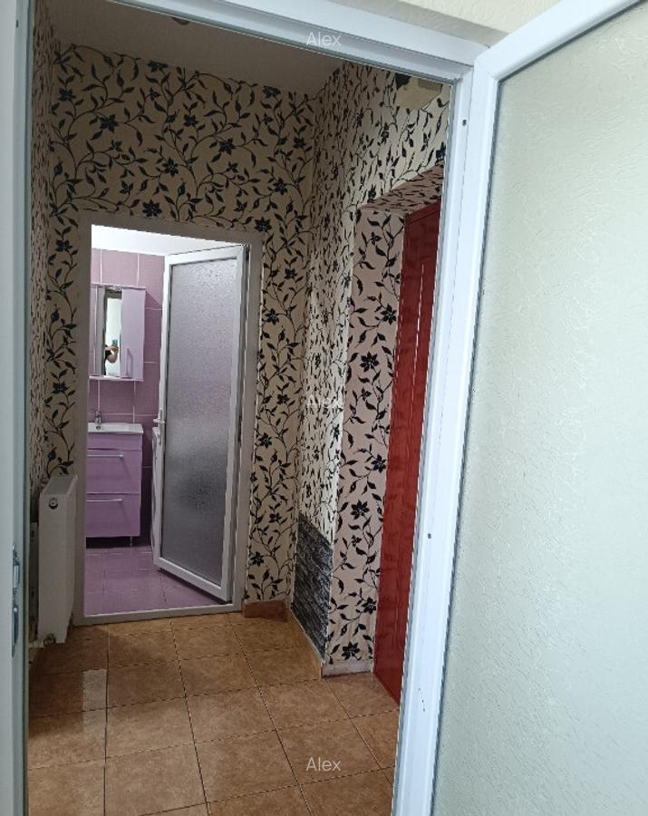 Schimb garsoniera (Bucure?ti) cu apartament in Buzau - 2