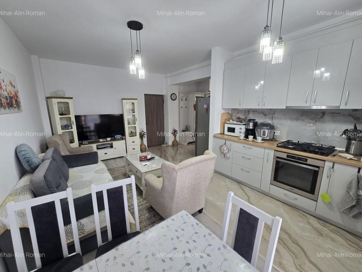Apartament cu 3 camere decomandat, mobilat în Girocului - 2