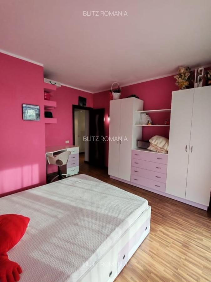 Apartament 4 camere, 111 mp, zona Depozitul de flori - 12