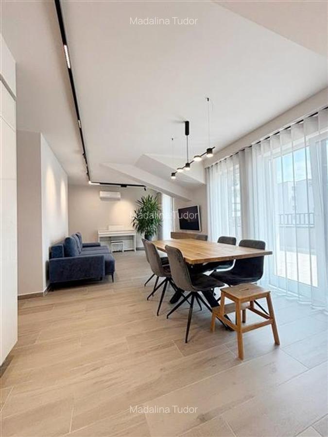 PENTHOUSE EXCLUSIVIST CU VIEW SI ACCES DIN LIFT , TRACTORUL , BRASOV - 3