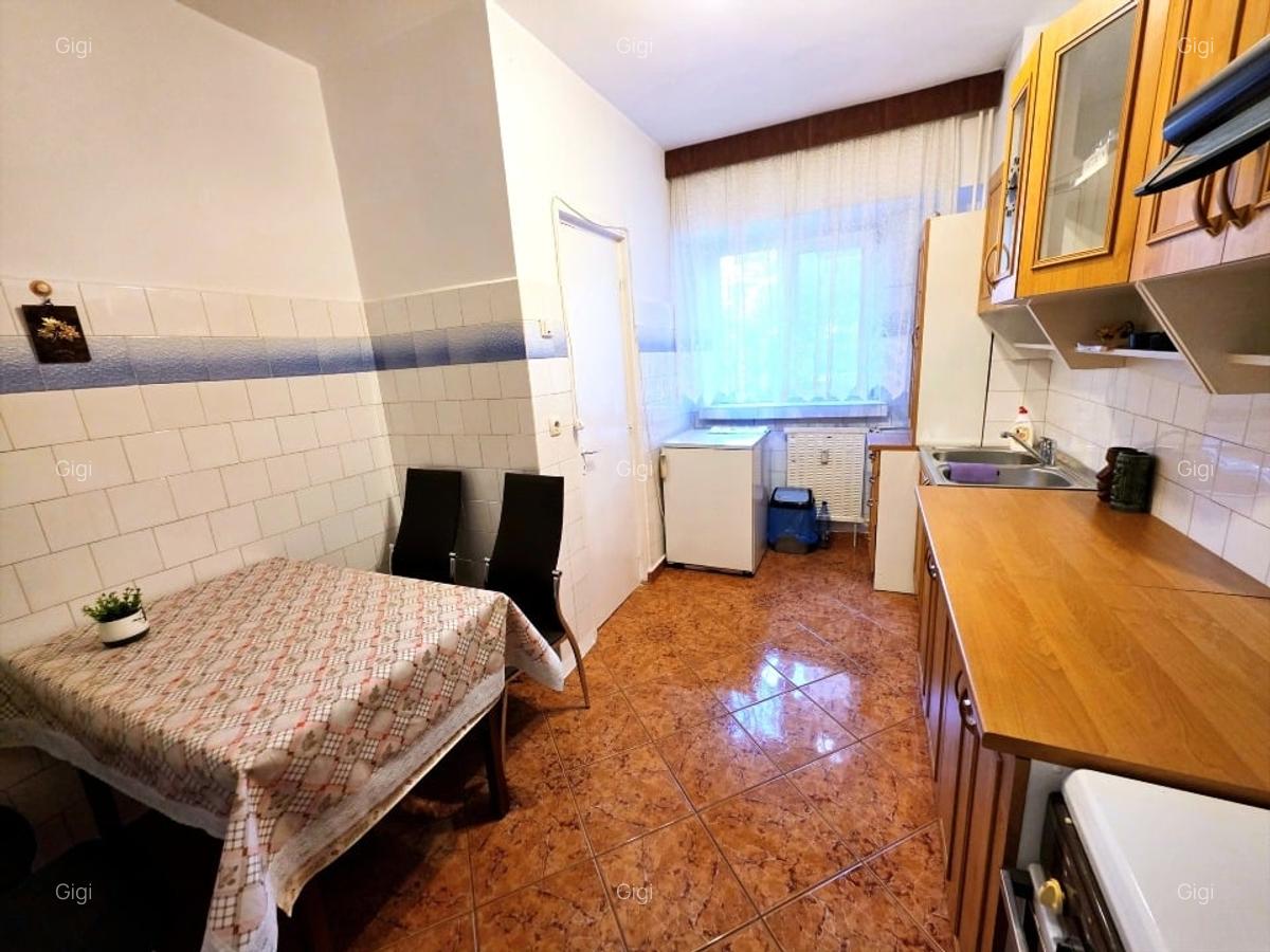 Proprietar închiriez apartament ultracentral-Universitate 350euro - 3