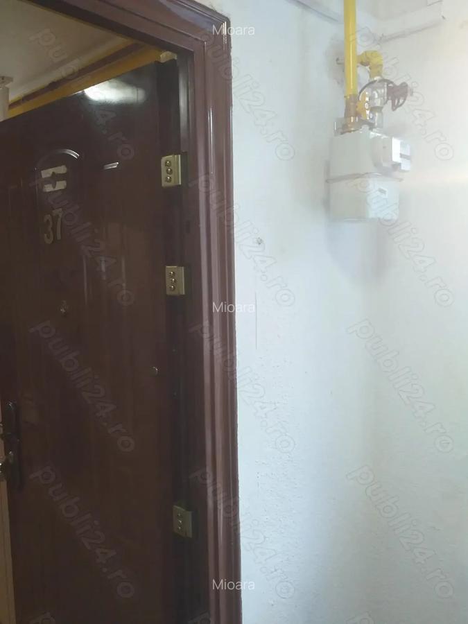 Inchiriez garsoniera cf 3 - 3