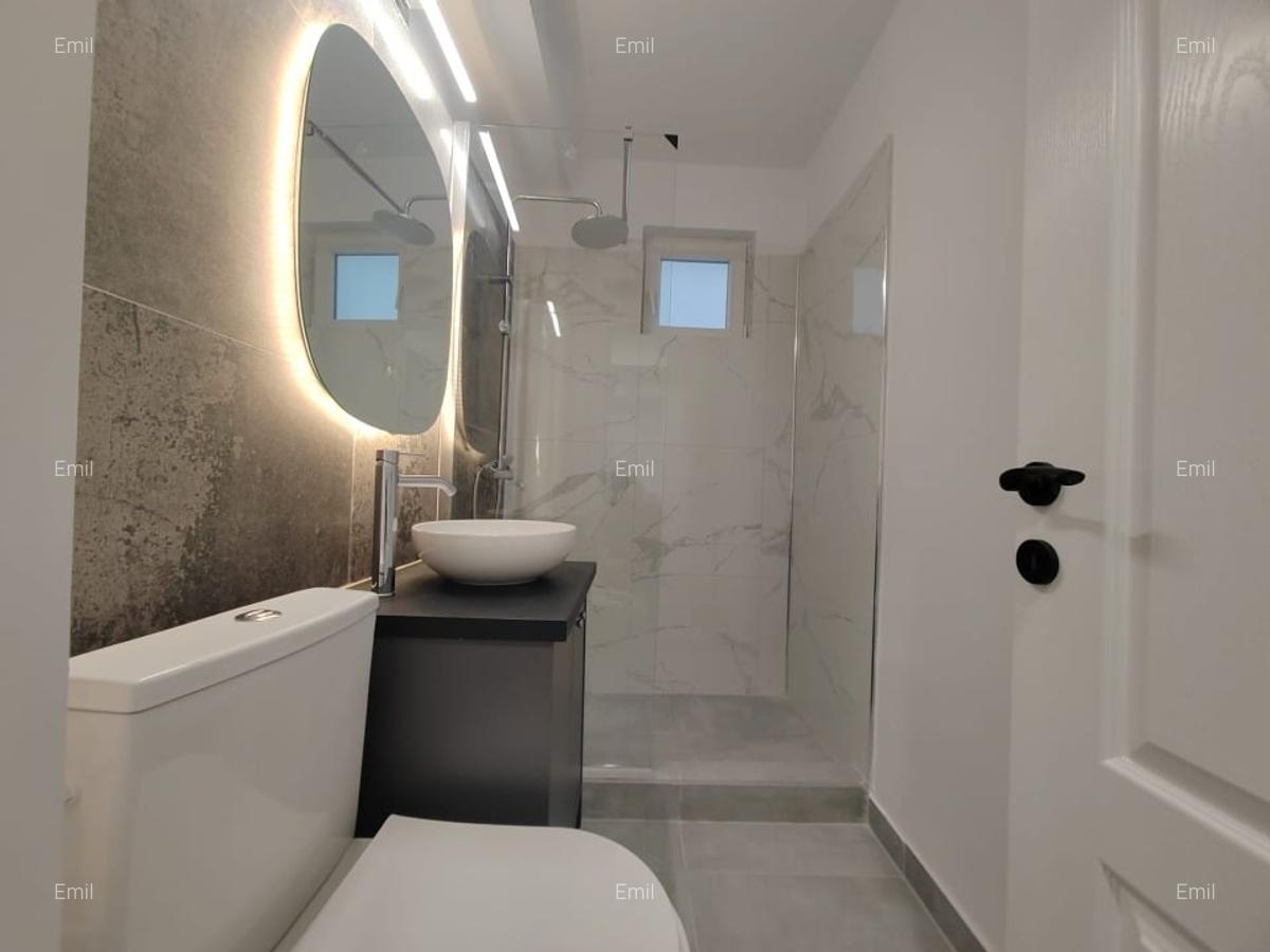 Apartament 3 camere renovat complet - etaj 1/4 - Metrou Titan - 4