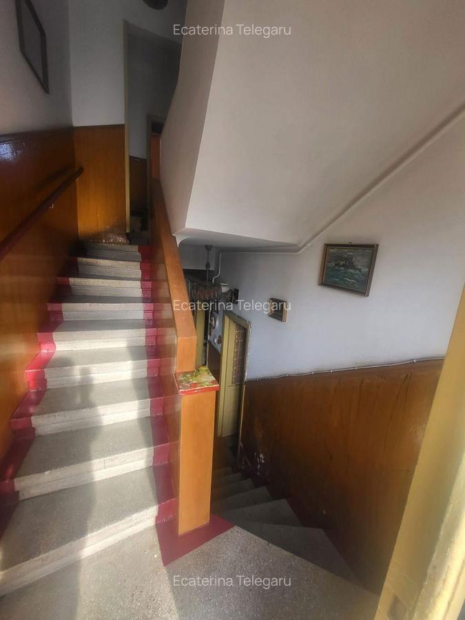 Vanzare Casa vintage 4 camere, curte proprie, centrala, garaj , Vatra Luminoasa - 2
