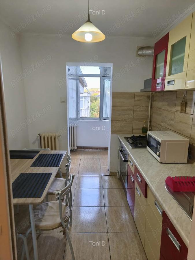 PF inchiriez ap 2 cam decomandat in Podul de Fier - 3