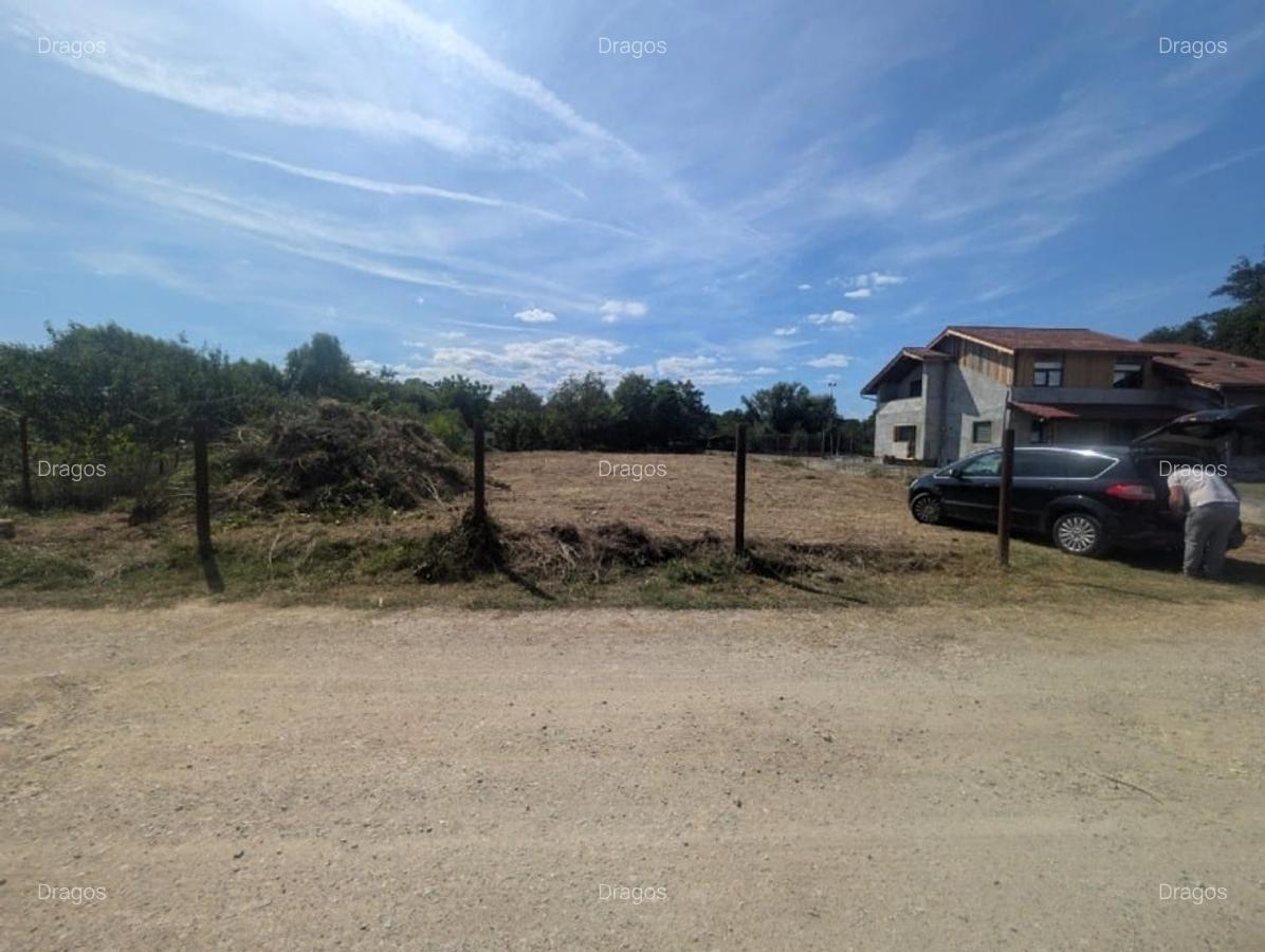 Teren intravilan - 3