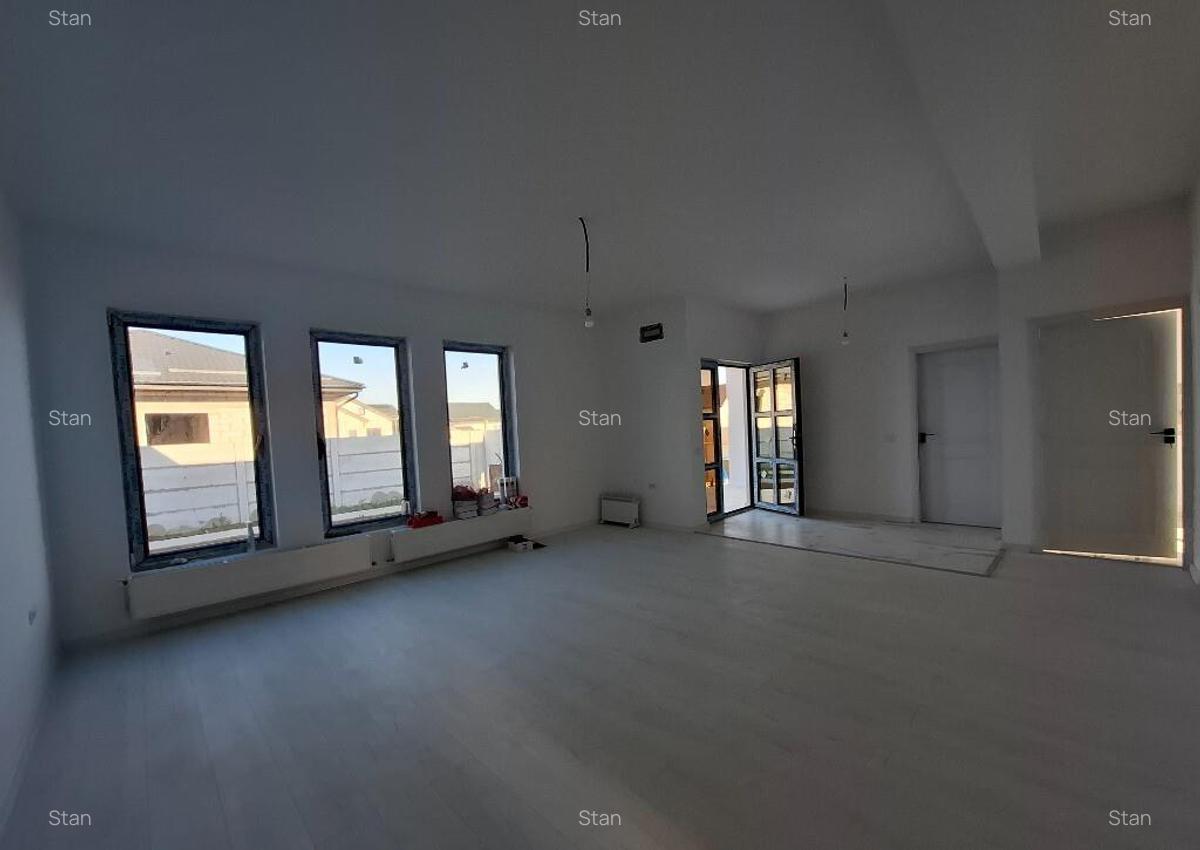 Pantelimon ilfov,p+m,casa 4 cam,2 bai,350mp,proprietate,comision 0% - 4