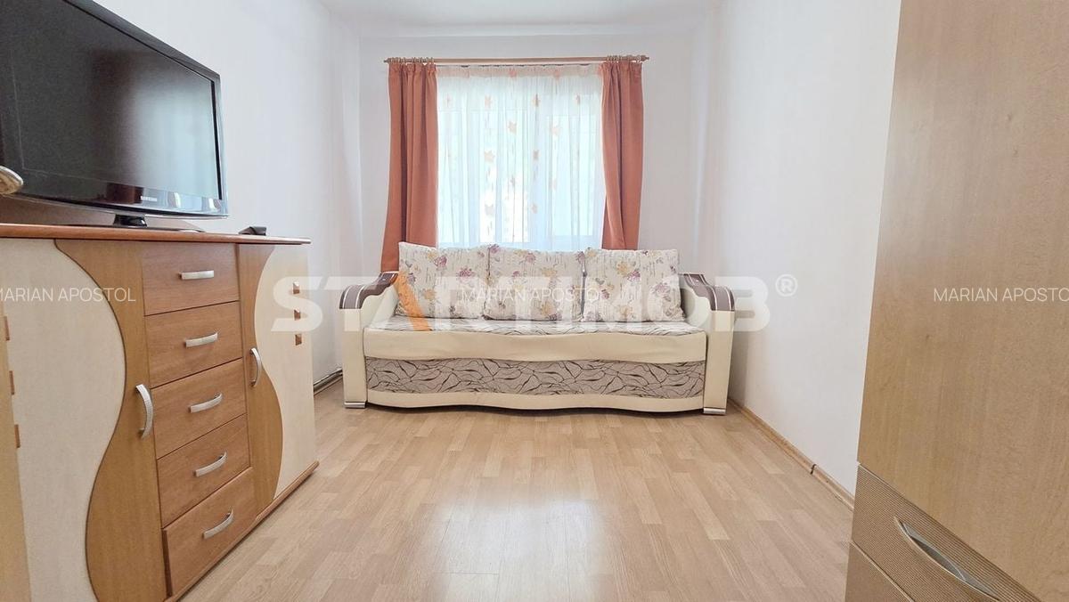 Apartament cu 3 camere decomandat, mobilat în Răcădău - 6