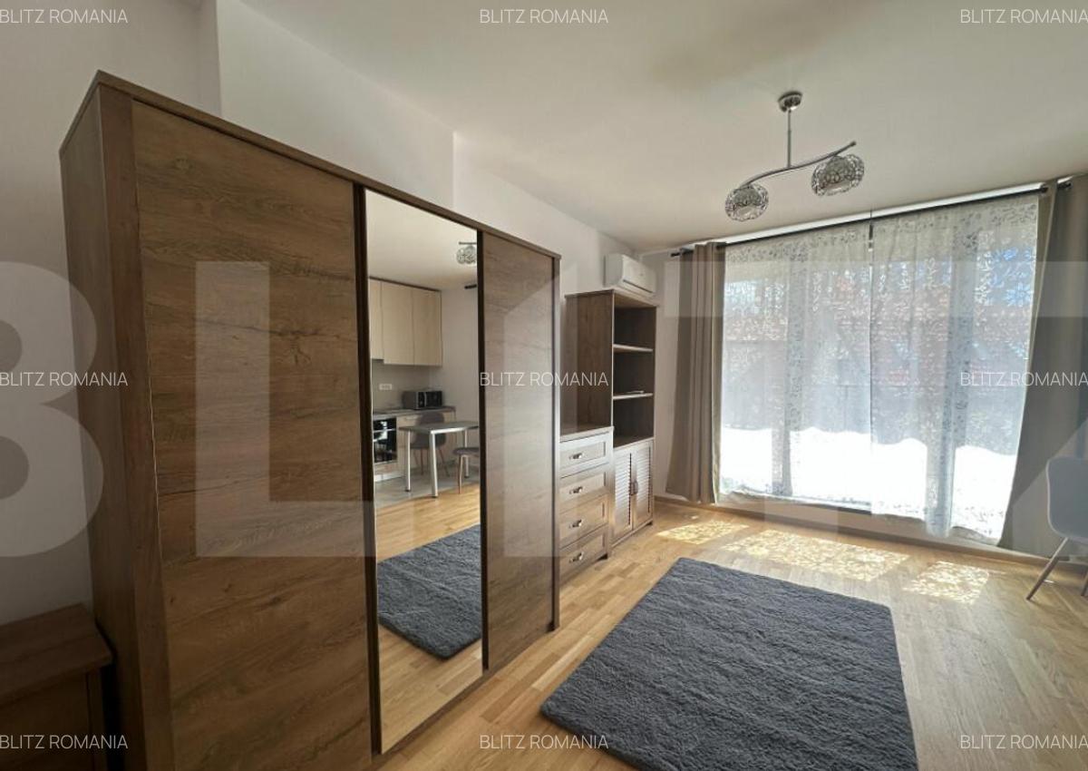 Apartament de vanzare, tip studio, 35 mp, zona complexul rez - 9