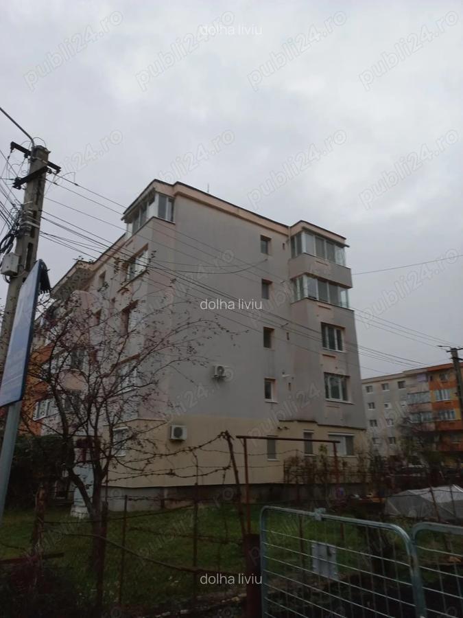 Vand apartament 3 camere decomandat - 7