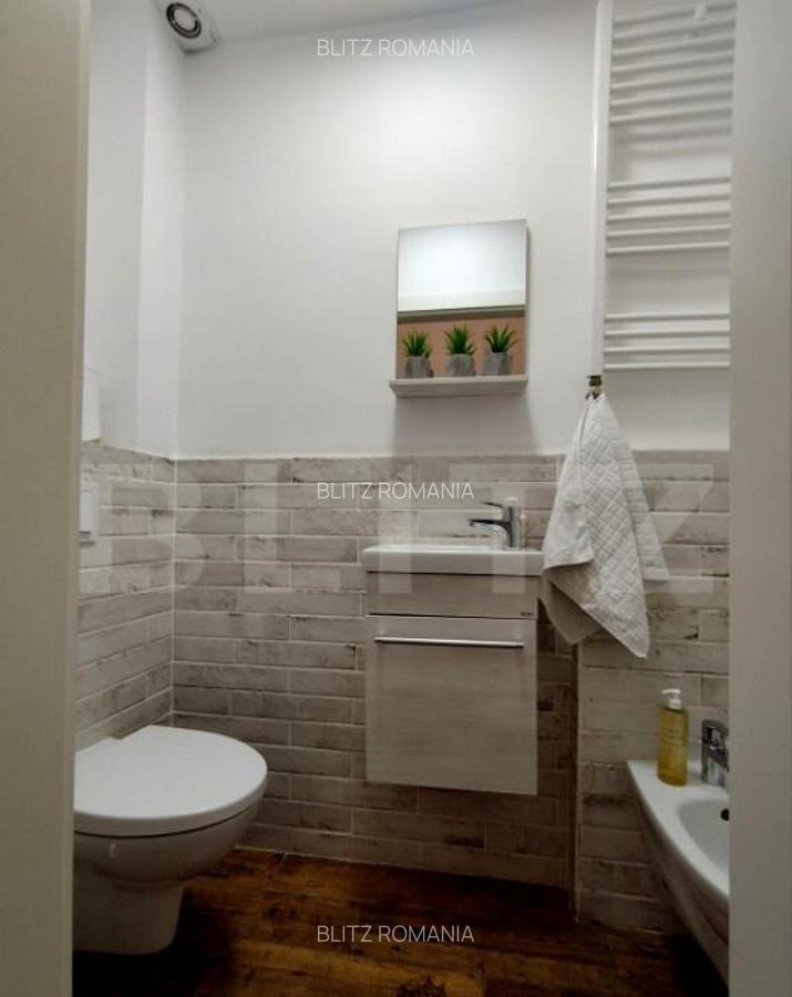 Apartament de vanzare, cu 2 camere, 49 mp, zona Piata Plevn - 9