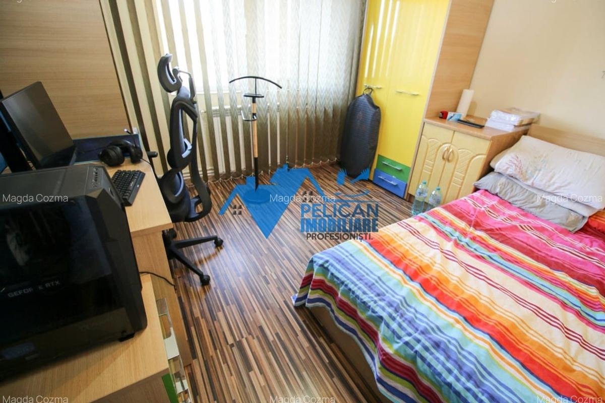 E3, decomandat, 2 camere, etajul 3, centrala proprie - 4