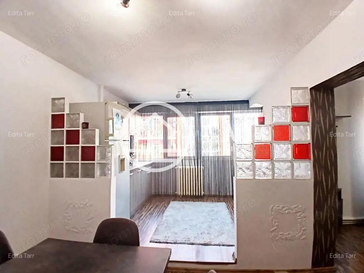 Apartament de vanzare cu 3 camere in zona Rogerius, Oradea - 9