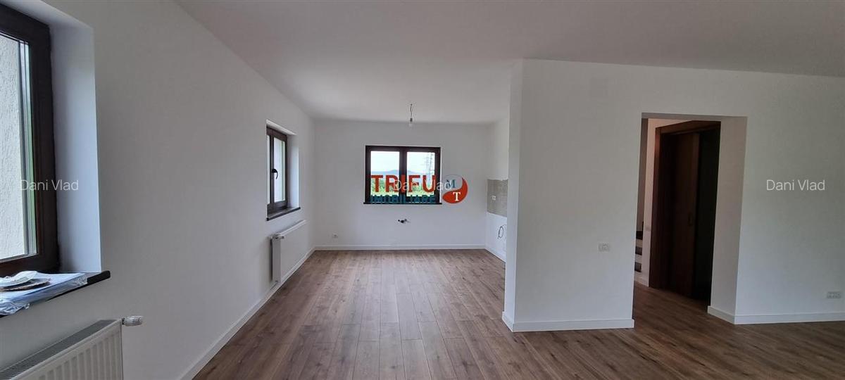 Oportunitate Rezidențială Excepțională: Duplex în Valea - 4