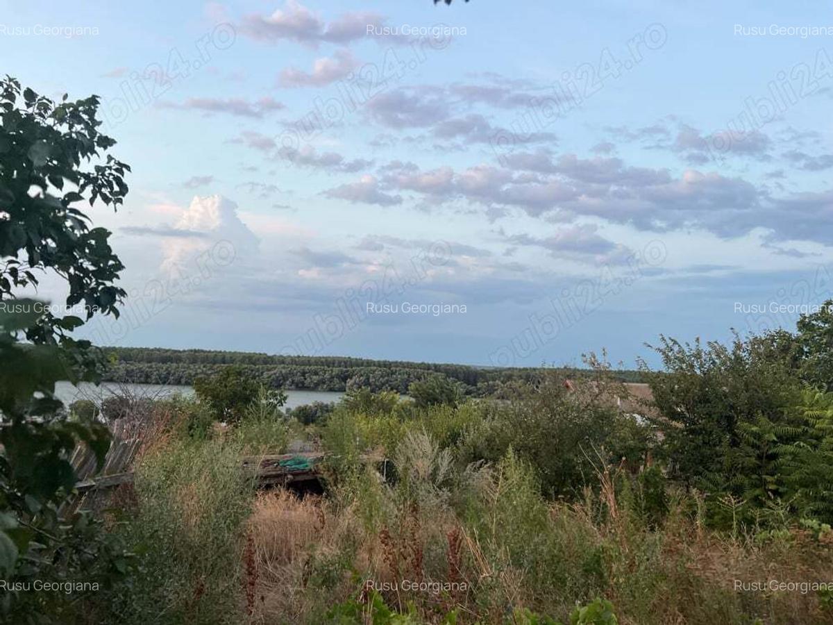 Casa batraneasca + teren - 2