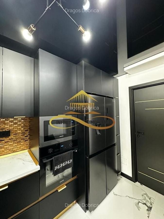 Apartament 3 camere decomandat de vanzare Nord - Bacau - 10
