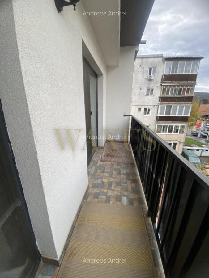 Apartament 3 camere, etaj 2, Calea Moldovei - 9