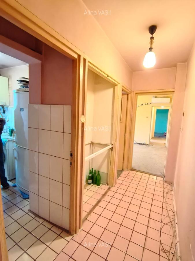 Apartament cu 3 camere - etaj 3-intermediar-Piata Doina-Sagului - 8