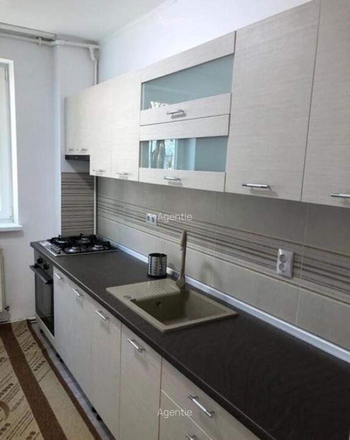 Se inchiriaza apartament cu 2 camere in zona Universitatii - 4