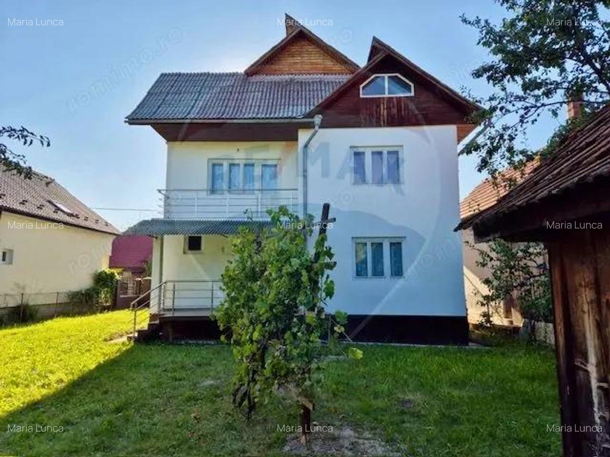 Casa / Vila cu 6 camere de vanzare - 3