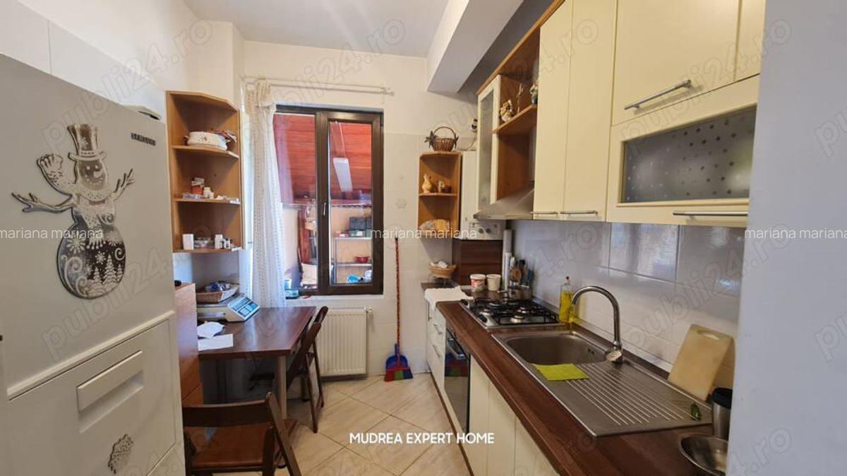 Otopeni, doua vile in duplex - 2