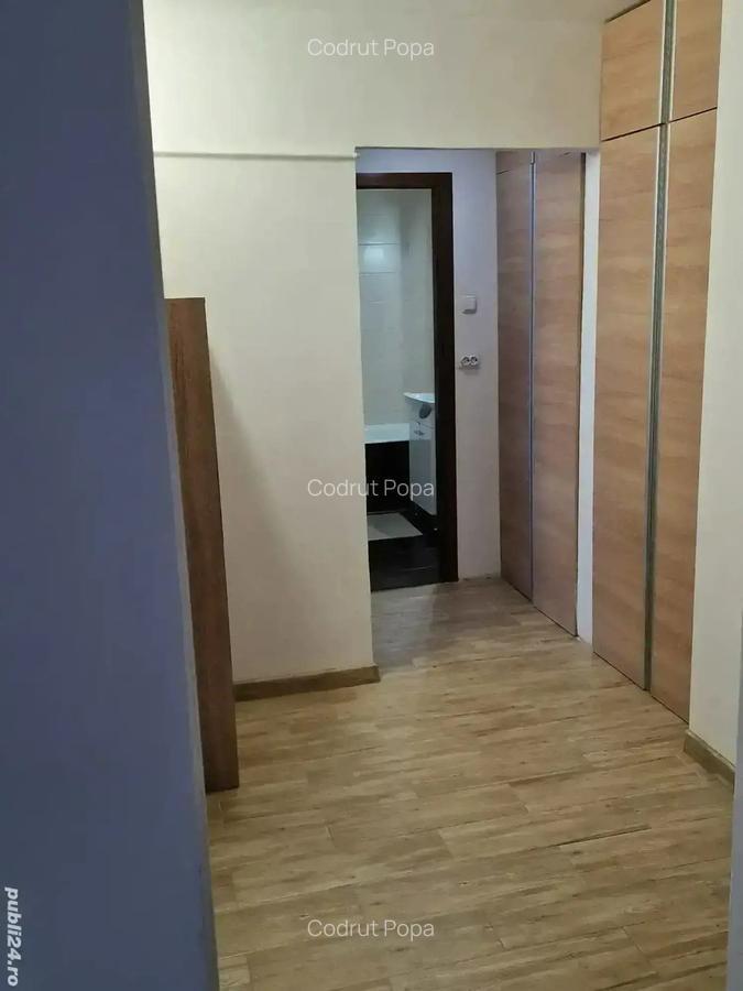 Vand apartament doua camere decomandat - 2