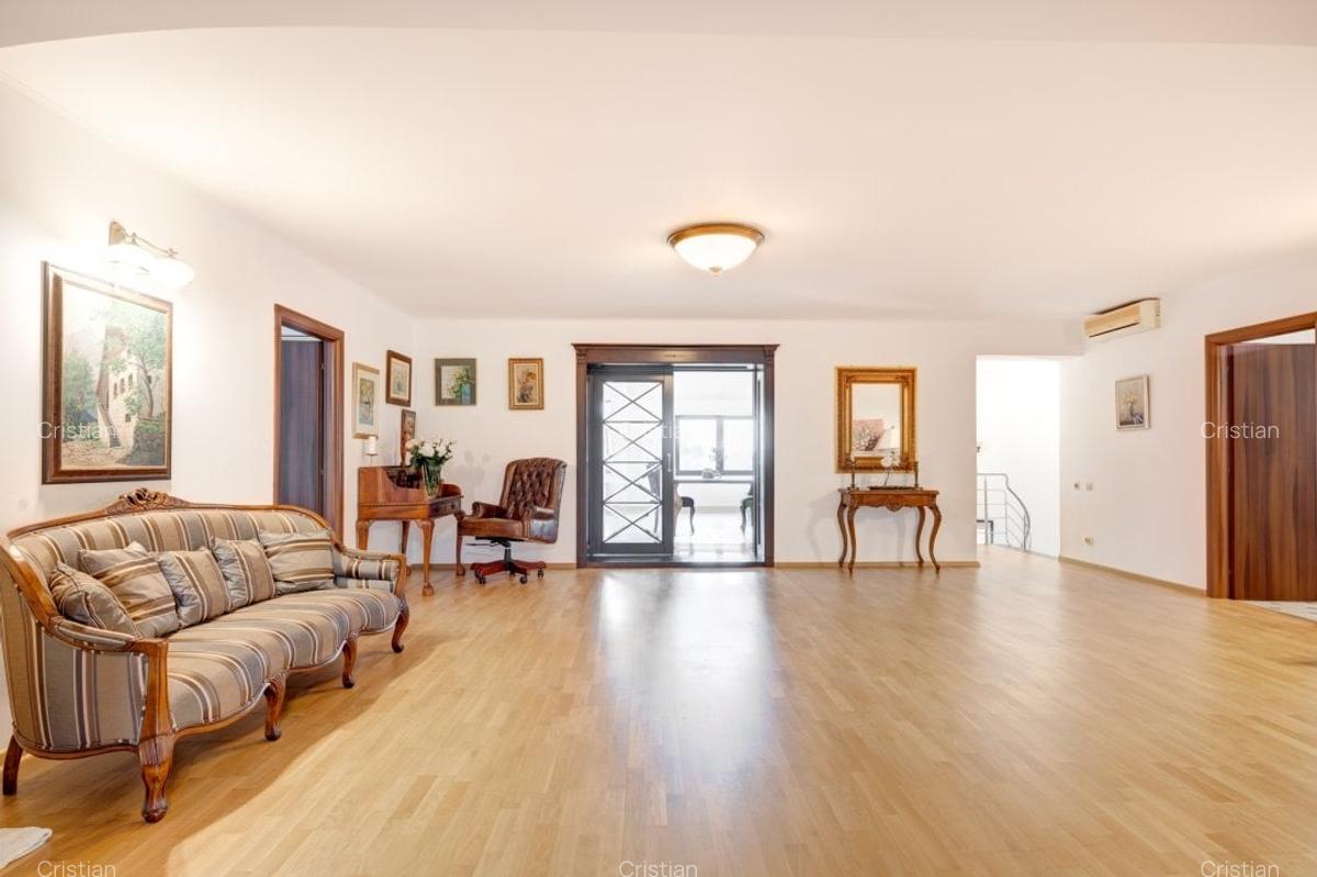 Vila exclusivista in Baneasa – teren 3.718 mp, suprafata desfasurata 1.750 mp - 30