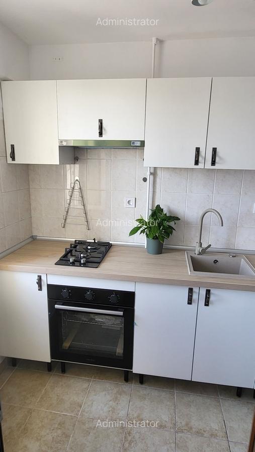 Piata Victoriei intrarea Doctor Felix nr 2, bloc anveloapt termic, contorizari - 4 Piata Victoriei intrarea Doctor Felix nr 2, bloc anveloapt termic, contorizari - 4