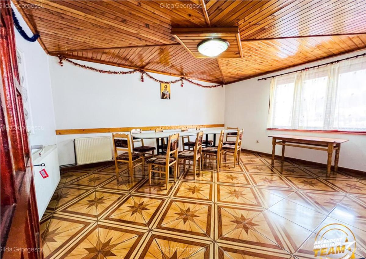 FILM! Pensiune in decor de poveste, loc de istorie si legend - 7