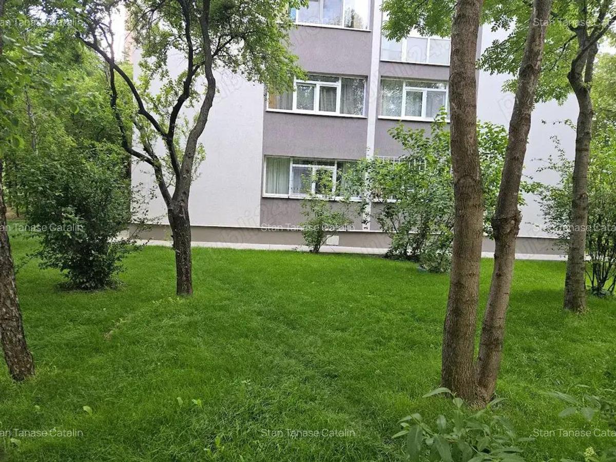 Drumul Taberei Metrou Romancierilor - 14