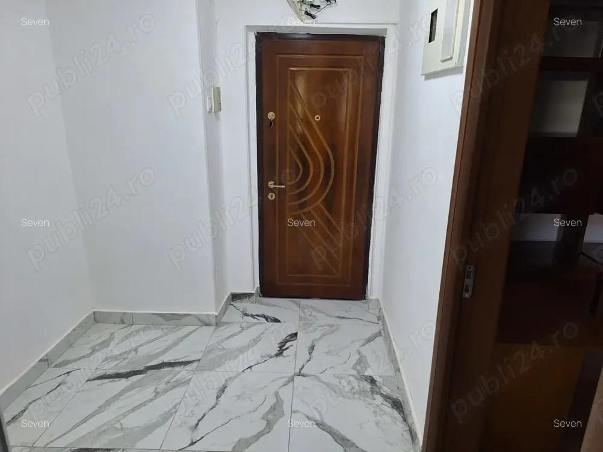 Apartament 2 camere - zona Tomis II - 84.000 euro (Cod E11) - 2