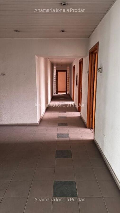 Spatiu comercial/Clinica/Cladire de birouri - Brasov - 13