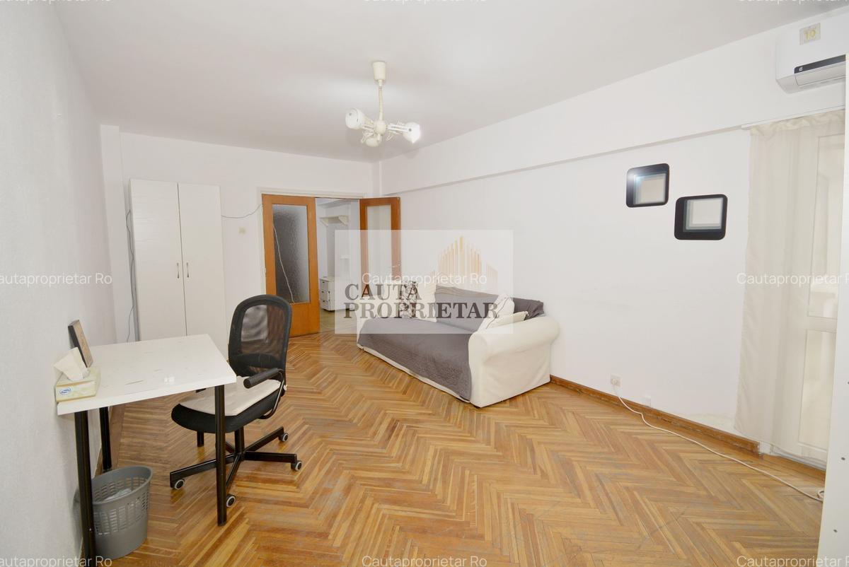 2 camere decomandate - Et 4/7- Bulevardul Unirii -Palatul Parlamentului - 2