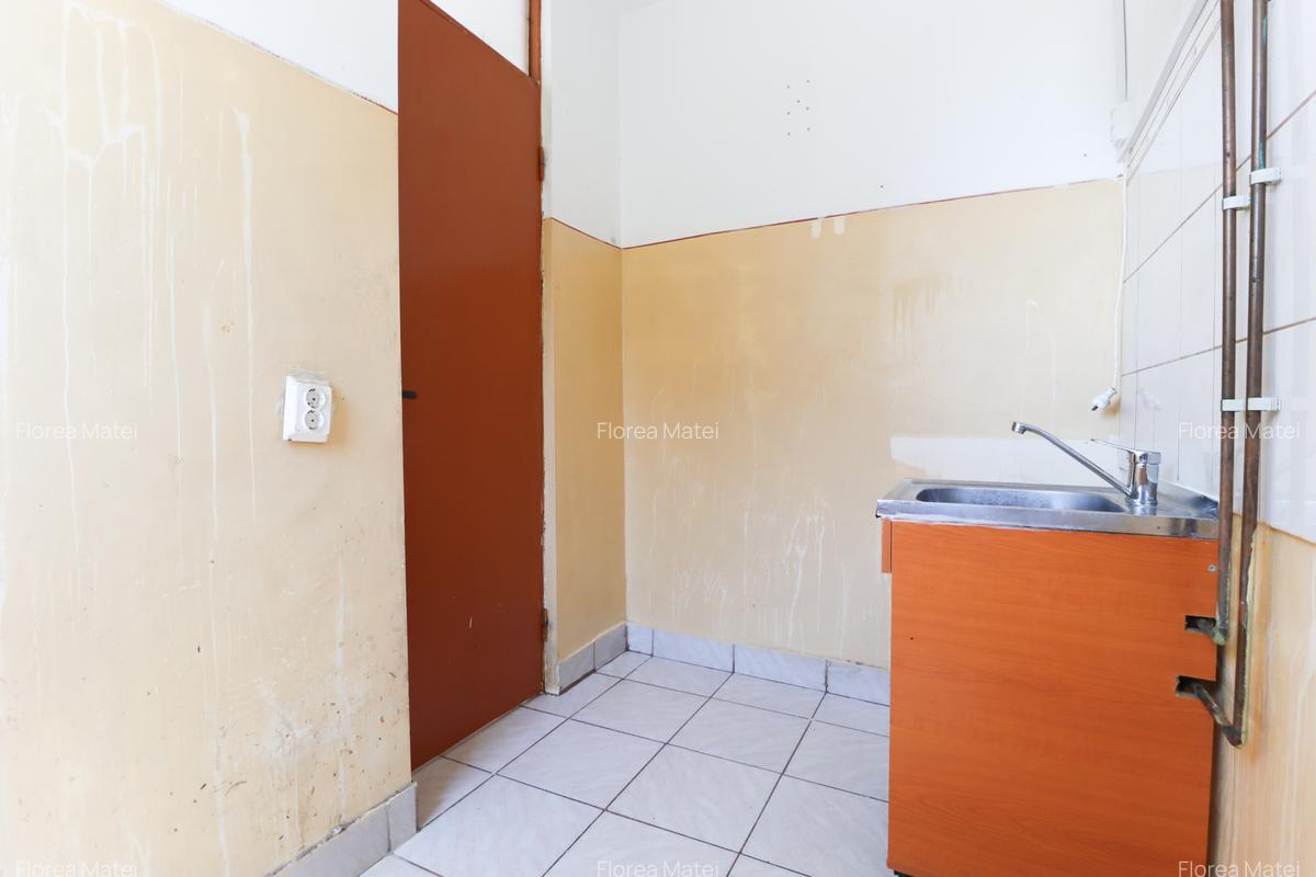 Garsoniera Rawa – ideală să o renovezi pe gustul tău – - 8