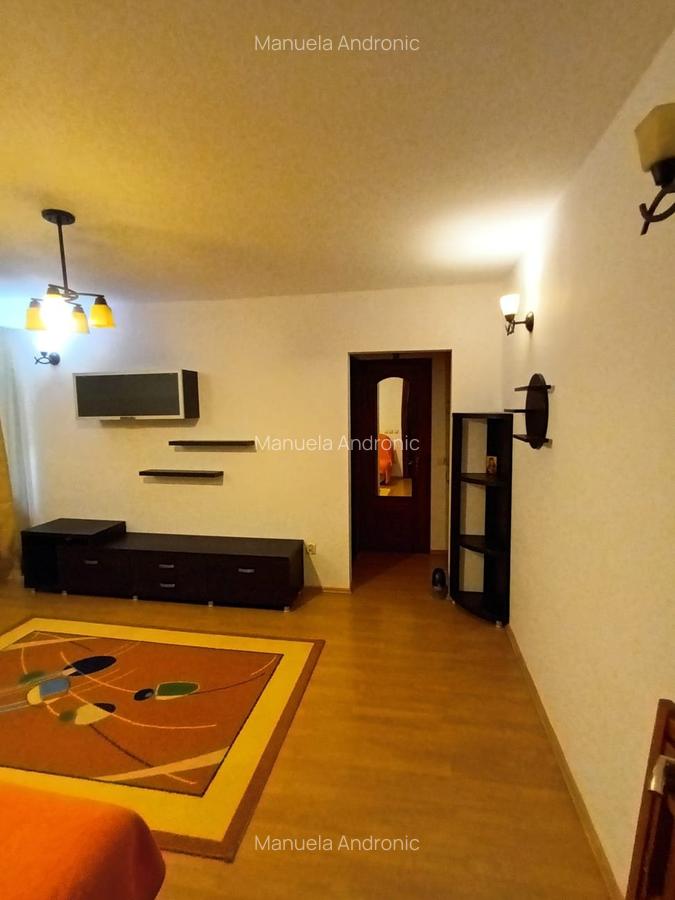 Doua camere,etaj 1 Pacurari-Alpha Bank,liber - 4